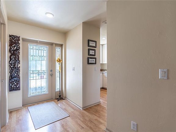 3rd image of 8531 Gassner Way