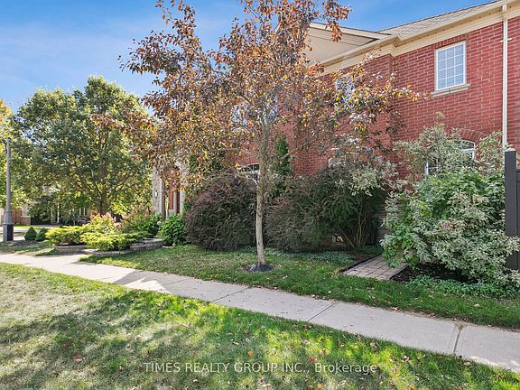 2nd image of 212 Creek Path Ave