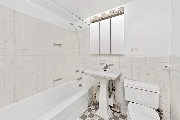 Sold by Compass | media 8