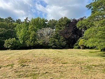 5th image of 349 Old Fall River Rd
