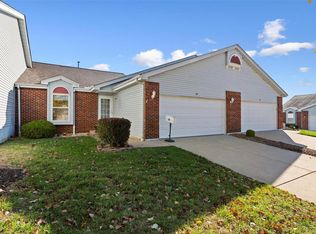 28 Lienemann Ct UNIT 49, Saint Charles, MO