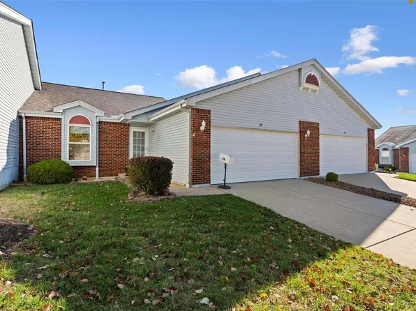 28 Lienemann Ct Unit 49, Saint Charles, MO 63303
