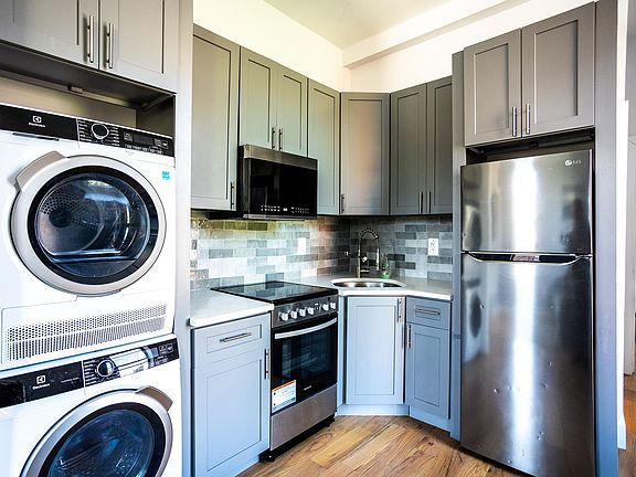 2nd image of 216 Madison St #1F