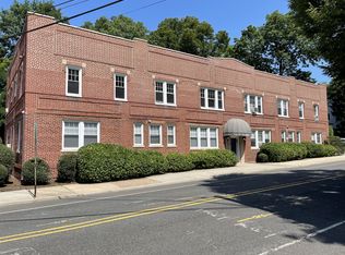 665 Ridgewood Rd APT 7, Millburn, NJ 07041