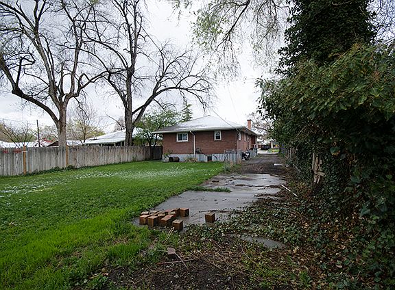 4th image of 632 E Hollywood Ave