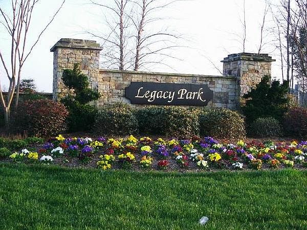 1st image of 1623 Eagle Lake Dr