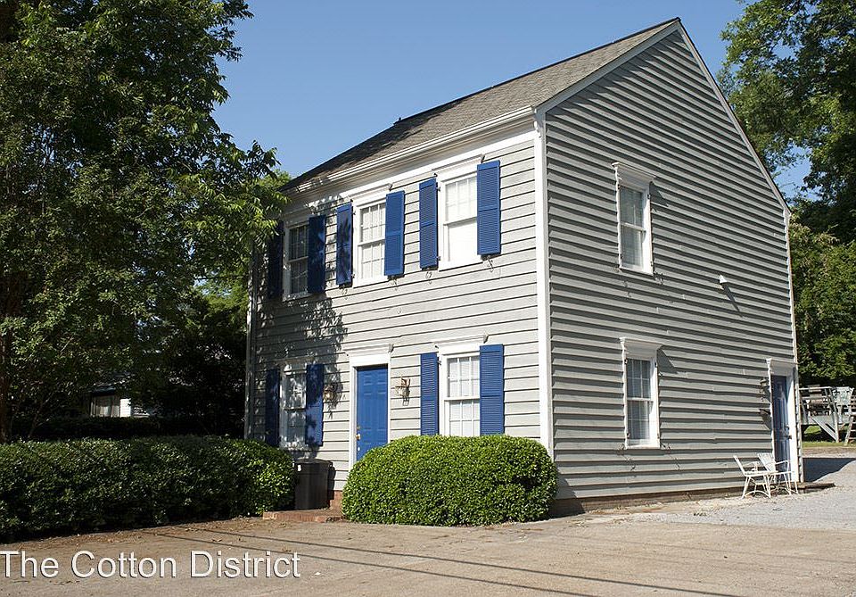 2nd image of 204B S Nash St