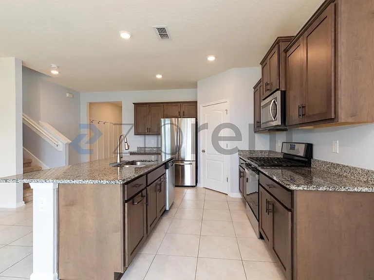 86135 Railway Pl — Photo 10