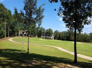 30 Sobresalir Ln, Hot Springs Village, AR 71909