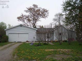 2738 N Railroad St, Collins, OH 44826