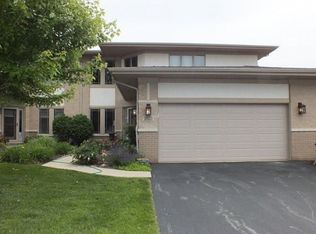 20353 Fallingwater Cir, Frankfort, IL 60423