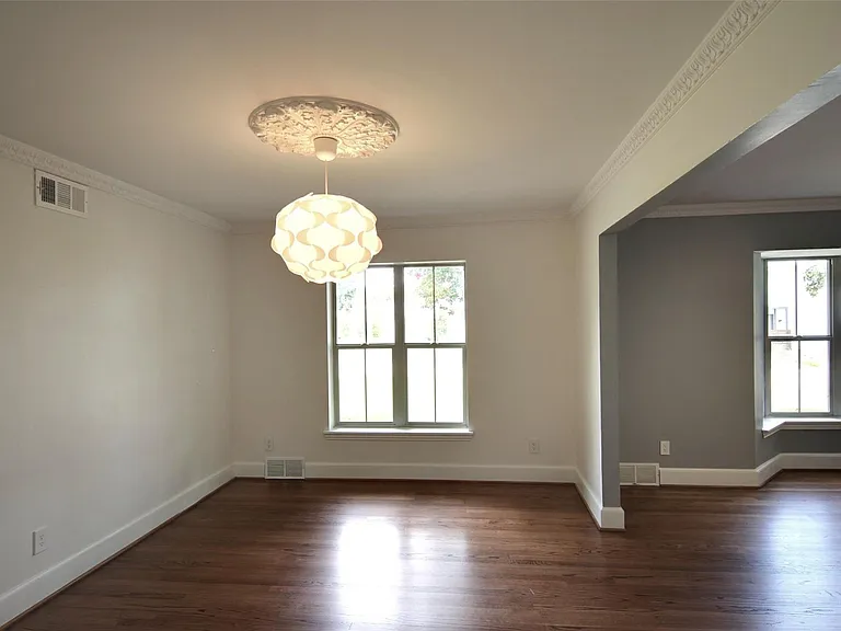 7614 Azalea Ln — Photo 4