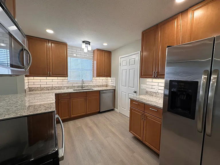 5502 Sheri Ln — Photo 10