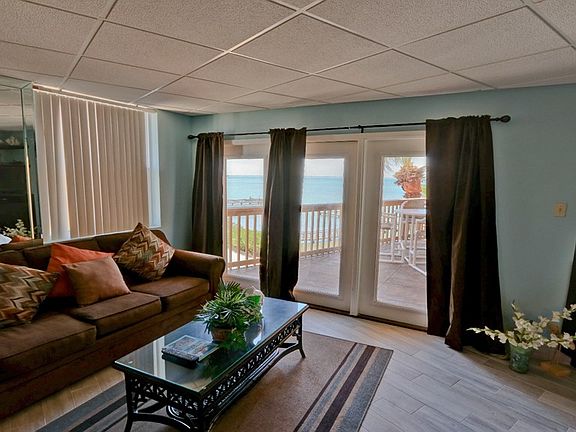 4th image of 4901 Laguna Blvd Unit 303