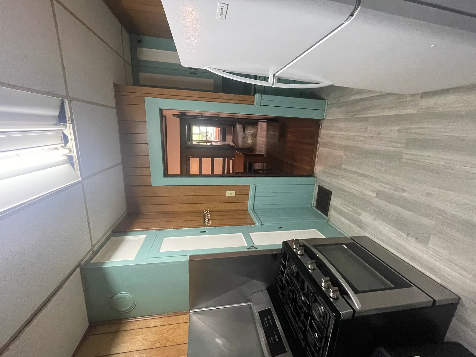 108 Stuart Ave — Photo 2