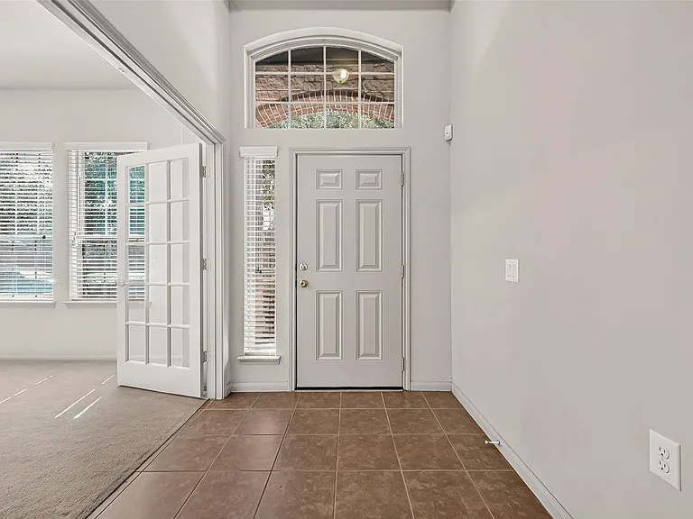 24302 Bella Florence Dr — Photo 5