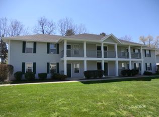 15 S Shafer St APT 2006, Athens, OH 45701