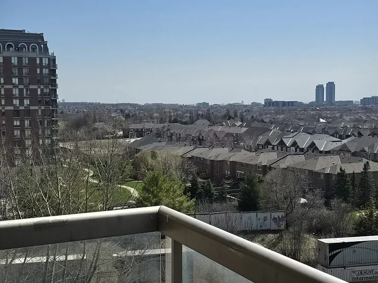 29 Northern Heights Dr #806 — Photo 12