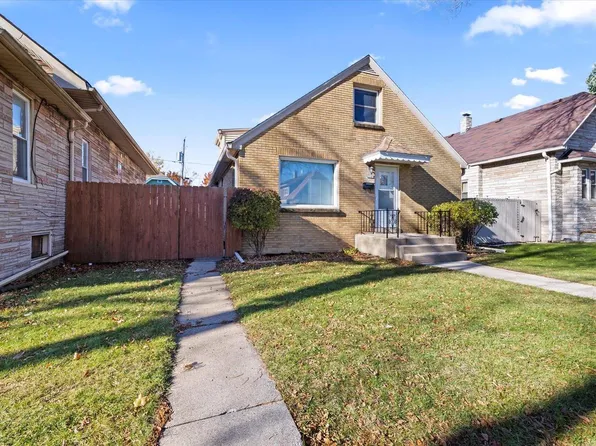2249 South 62nd STREET, West Allis, WI 53219