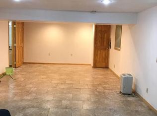 18220 Grand Central Pkwy, Jamaica, NY 11432
