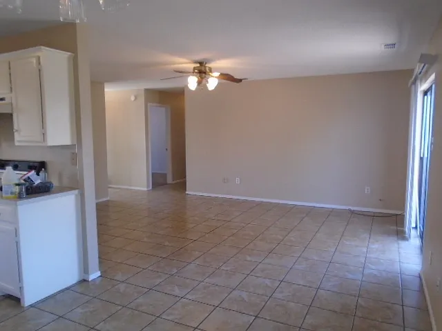 3910 Trinity — Photo 4