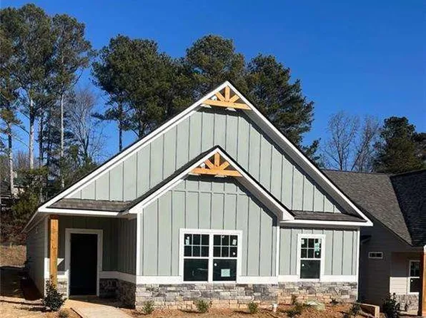 341 Creek Wood Park Dr, Ball Ground, GA 30107