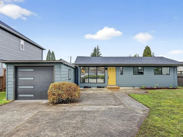 12019 NE Sacramento St, Portland, OR 97220