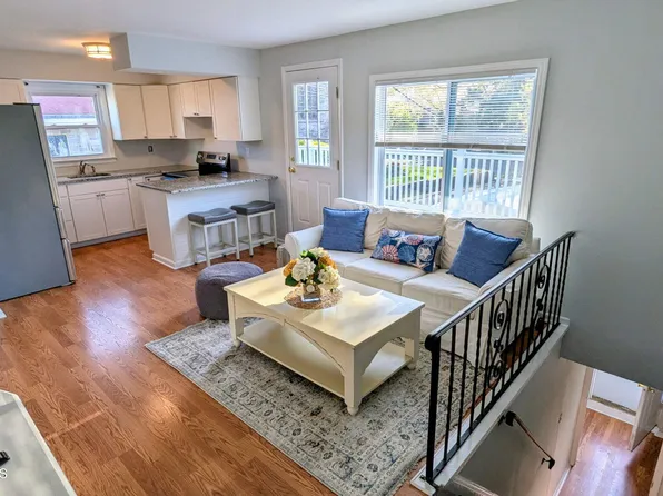 433 Garfield Ln, Avon By The Sea, NJ 07717