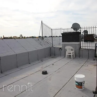 Rented by Rennit Inc. | media 30