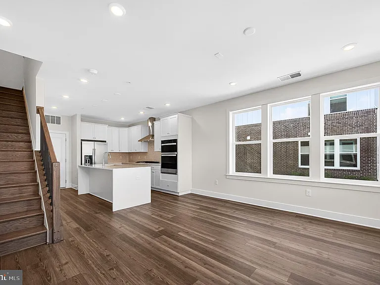 19808 Lavender Dust Sq — Photo 6