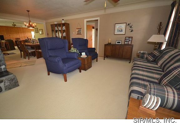 5th image of 6650 E Main St