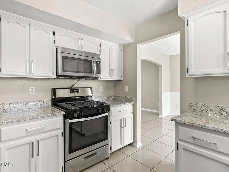 6763 Dakota Ridge Dr — Photo 9