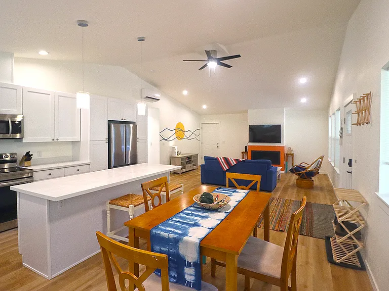 151 Spruce Loop SW — Photo 4