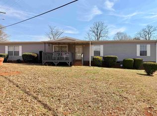 570 Shiloh Church Rd, Wellford, SC 29385