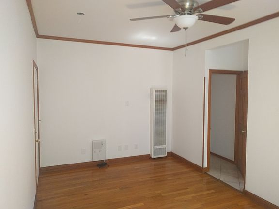 3rd image of 1912 1/2 E 2nd St APT 11