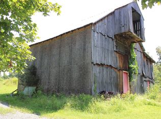 2169 Chestnut Oak Rd, Kuttawa, KY 42055