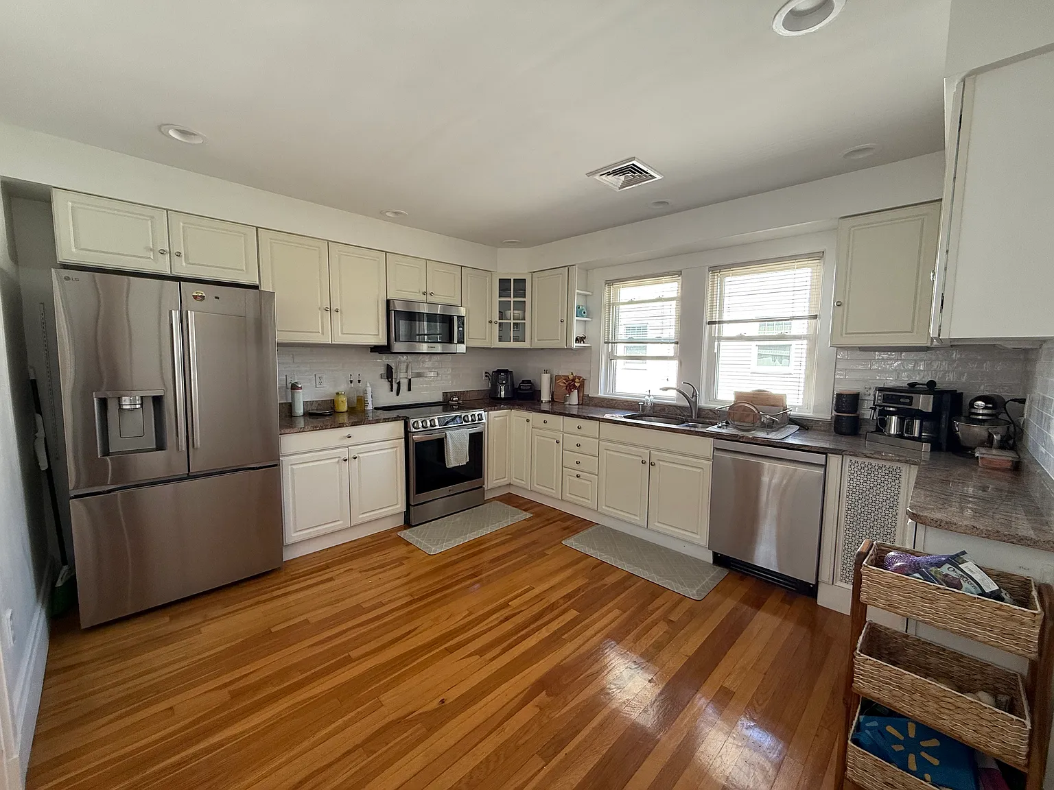 Cloverdale Rd, Newton Highlands — Photo 2