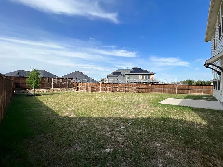 225 Lemley Dr — Photo 25