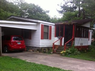 303 Lee Ave, East Prairie, MO 63845