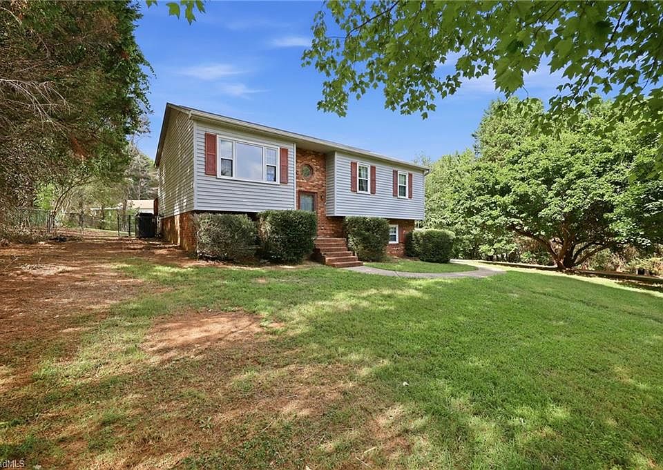 1st image of 7119 Hunting Brook Ct