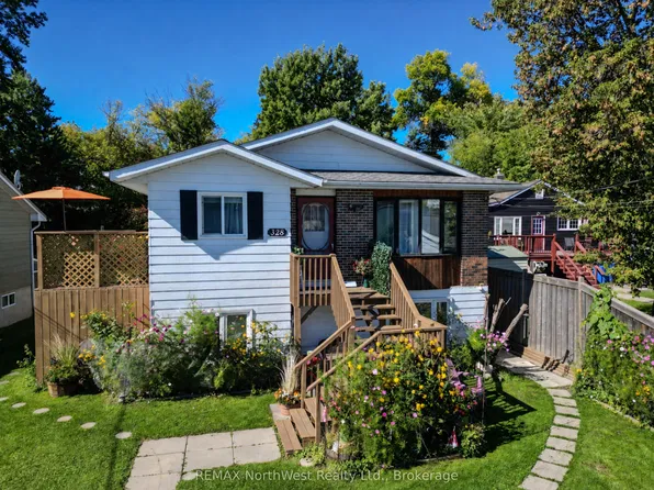 328 9th Ave S, Kenora, ON P9N 2J3