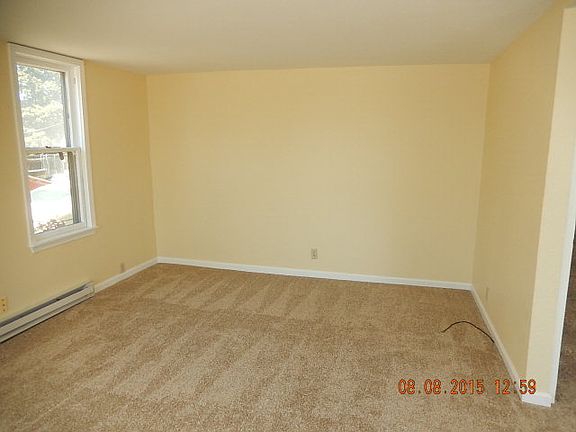 2nd image of 1425 University St