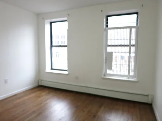 Rented by Bohemia Realty Group | media 17