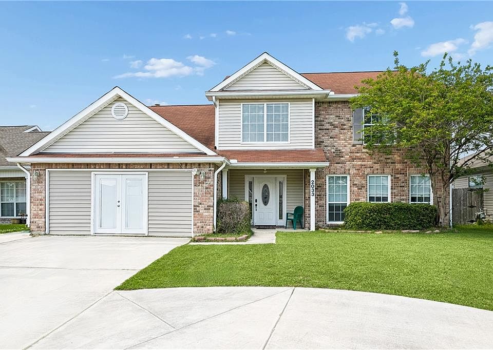 1st image of 2033 Heather Ln