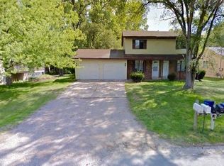 913 Vassar Ave, Holland, MI 49423