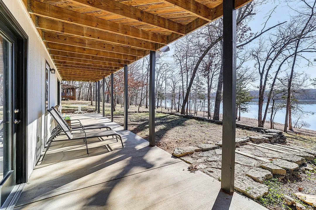 4 bed, 2404 sqft, $3,000 — Photo 4