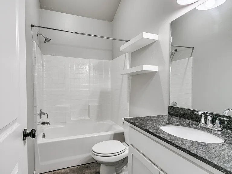 818 Coles Creek Ln — Photo 22