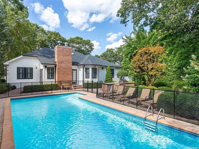 23 Old Country Road, East Quogue, NY, 11942