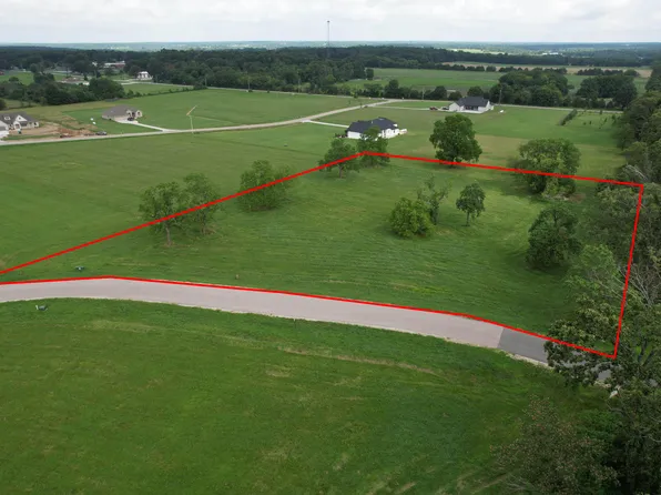 2543 E Theran Avenue, Springfield, MO 65803