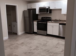 45 Everett St #1A, Middleboro, MA 02346